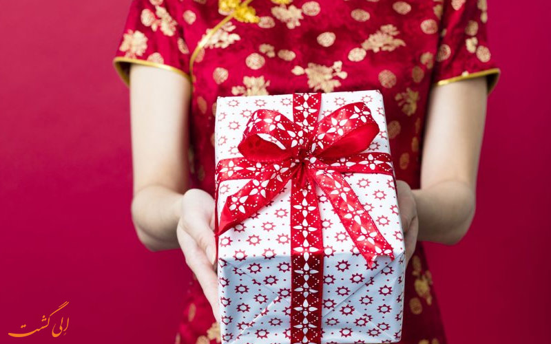 آداب هدیه دادن از باید و نبایدهای چین آداب هدیه دادن از باید و نبایدهای چین