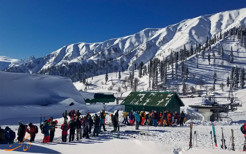 کشمیر،-با-کوه-های-برفی-سفیدش جاذبه های تابستانی هند-کشمیر،-با-کوه-های-برفی-سفیدش