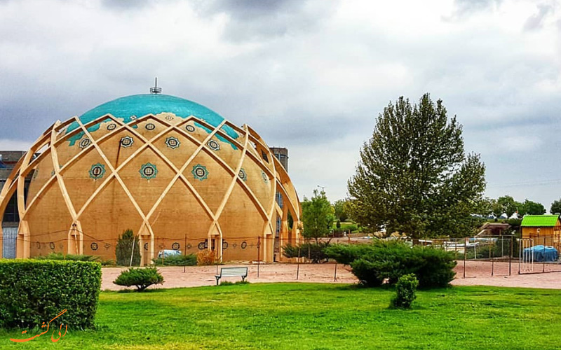 افلاک نمای خیام، جایی برای تماشای آسمان افلاک نمای خیام، جایی برای تماشای آسمان