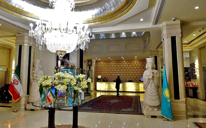 قسمت ورودی هتل اسپیناس قسمت ورودی هتل اسپیناس