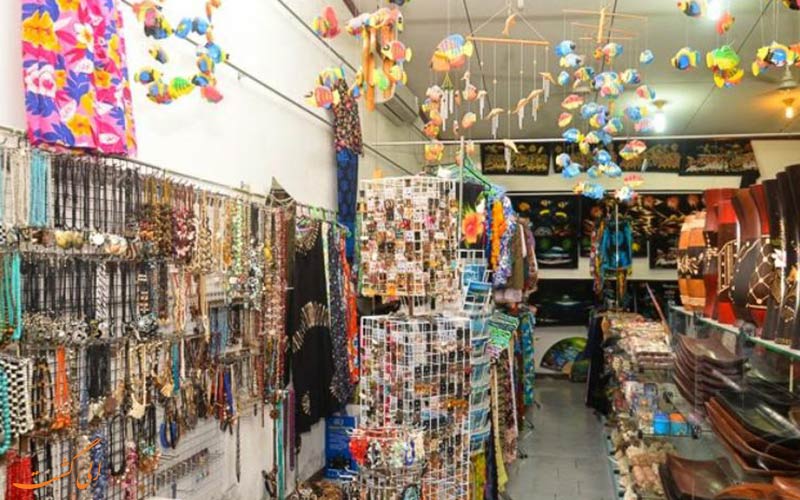 یکی از سوغاتی فروشی های ماجیدهی ماگو یکی از سوغاتی فروشی های ماجیدهی ماگو