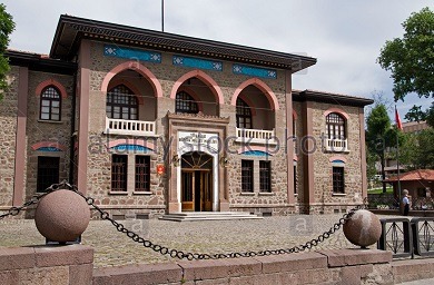 war museum موزه جنگ استقلال