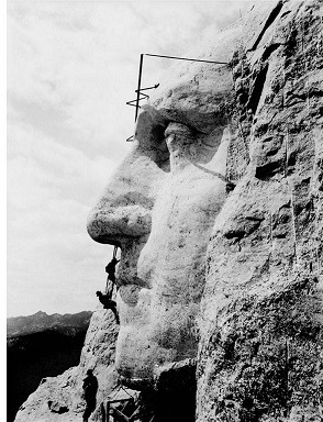 mount-rushmore-carving mount-rushmore-carving