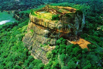 Sri-lanka-Tourism-sigiriya-rock-castle Sri-lanka-Tourism-sigiriya-rock-castle
