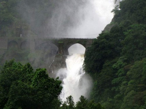 Dudhsagar-Falls-1 آبشار Dudhsagar