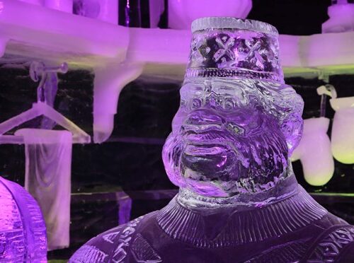 magazine-Bruges Ice Wonderland Sculpture Festival
