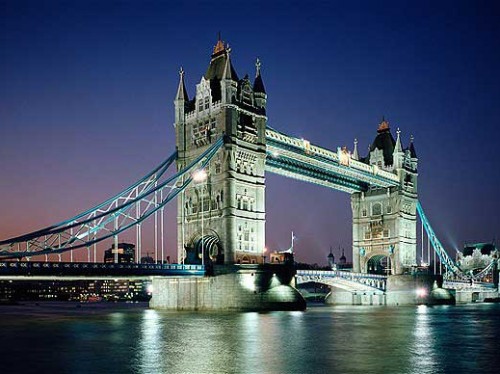 Tower_Bridge_night_2128191b جاذبه های گردشگری لندن