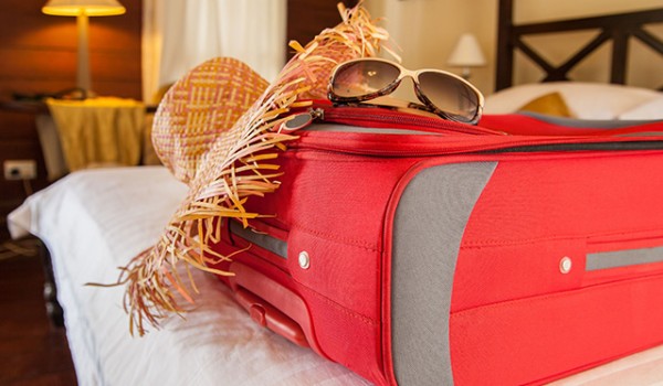 Suitcase-Recommendations-20-Travel-Experts-Reveal-Top-Luggage-Brands سفر ایمن