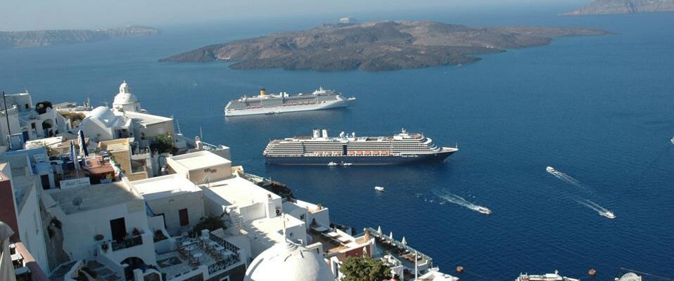 cruise_santorini_web-th گردشگری پایدار