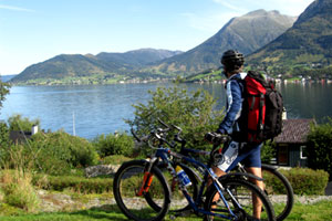 cycle tourism گردشگری دوچرخه سواری
