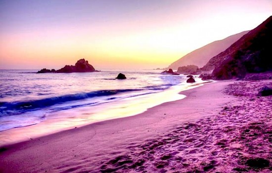pfeiffer-beach12-cr-tripcentral.ca_ سواحل رنگین کمانی