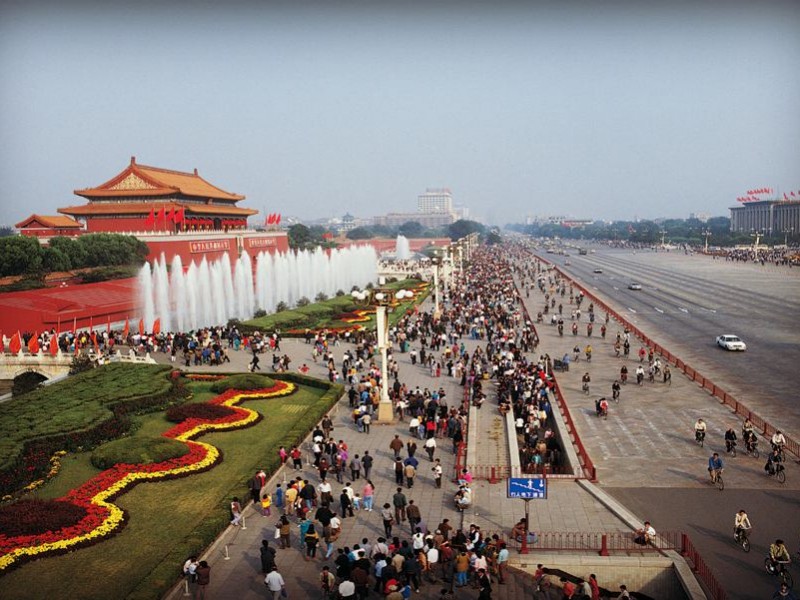 TiananmenSquare.jpg2 میدان تی آن آنمن
