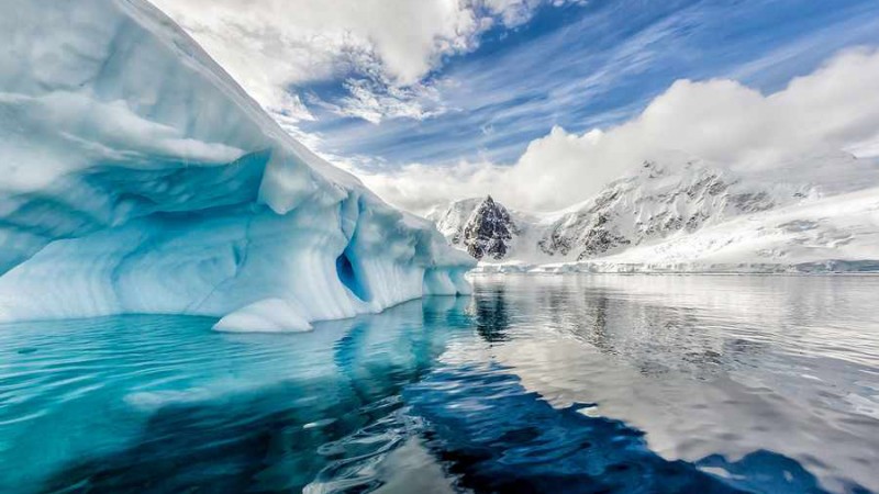 South Pole قطب جنوب 
