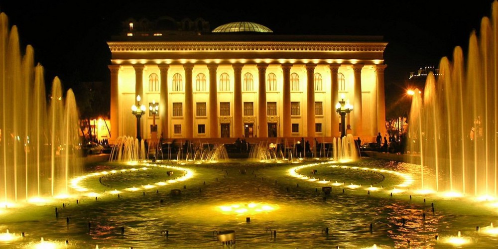literaturemuseum دیدنی های باکو