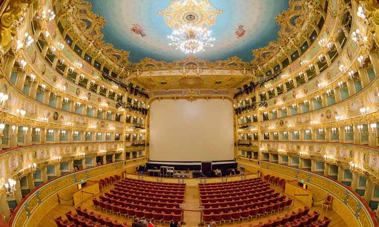 Teatro La Fenice تئاتر بزرگ لا فنچه