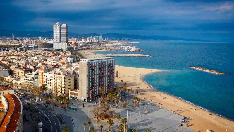 barcelona سواحل بارسلونا