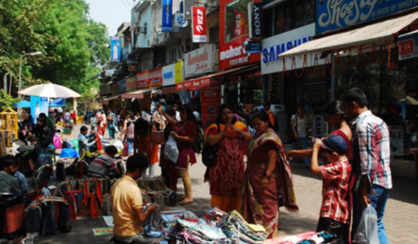 ساروجینی نگر (Sarojini Nagar) ساروجینی نگر (Sarojini Nagar)