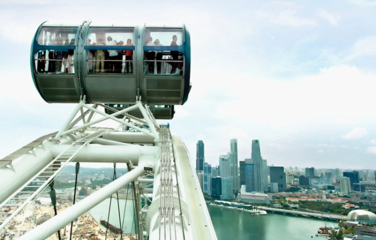 singapore flyer capsule singapore flyer capsule