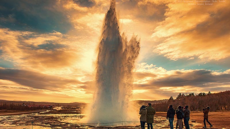 strokkur geyser iceland strokkur geyser iceland