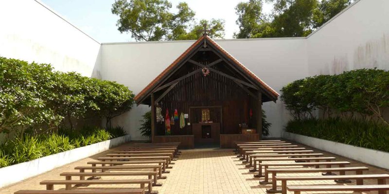 changi-chapel-red changi-chapel-red