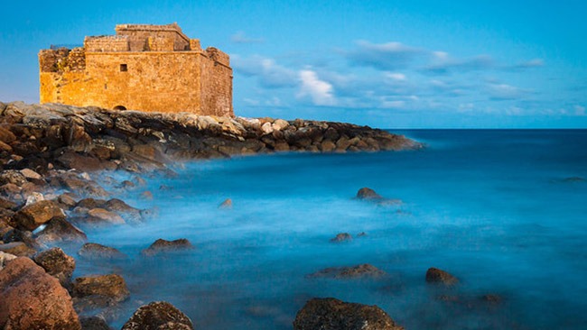 paphos fort paphos fort