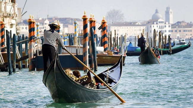 gondola in venice gondola in venice
