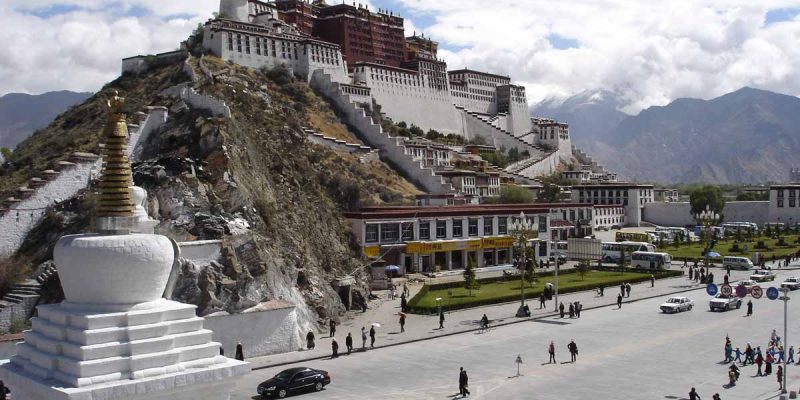potala-palace-at-lhasa potala-palace-at-lhasa