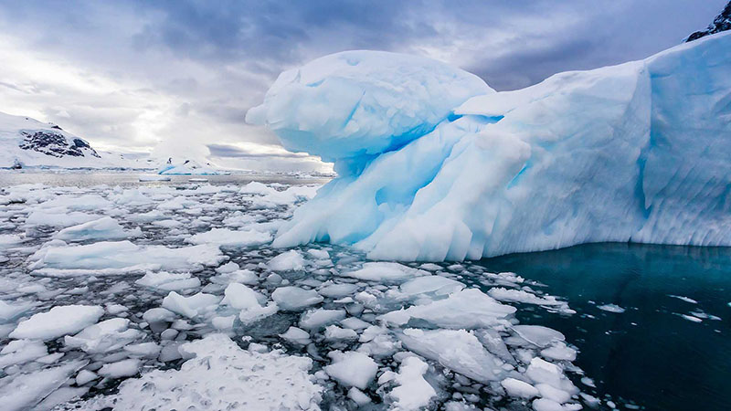 nws-st-antarctica-icebergs-3.jpg