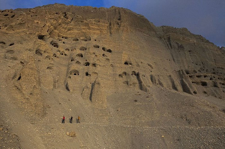 غارهای موستانگ نپال غارهای موستانگ نپال