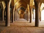 مسجد تاریخی وکیل در شیراز