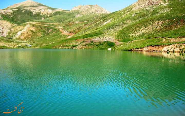 دریاچه دریاچه