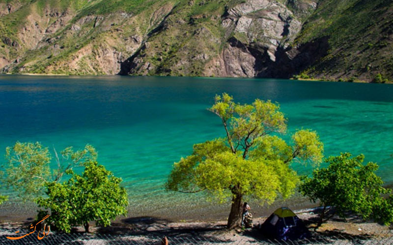 دریاچه دریاچه