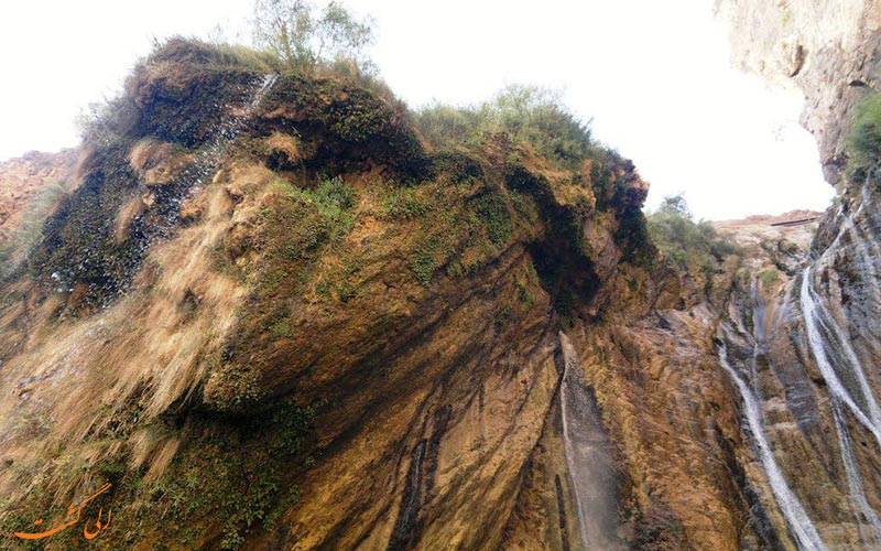 آبشار زیبای نوژیان