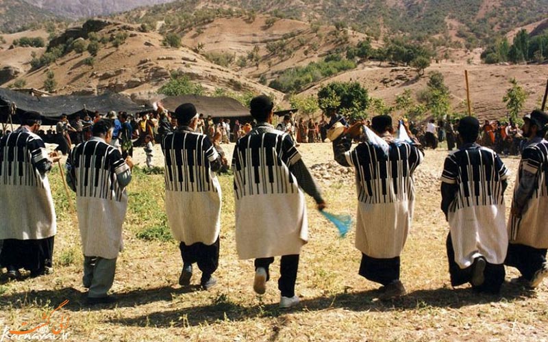 تحقیق در مورد لباس های محلی ایران