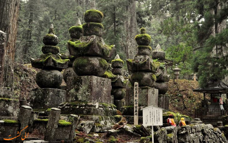 قبرستان Okunoin قبرستان Okunoin
