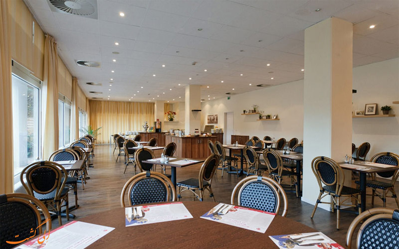 AZIMUT Hotel Berlin City South- eligasht.com رستوران AZIMUT Hotel Berlin City South- eligasht.com رستوران