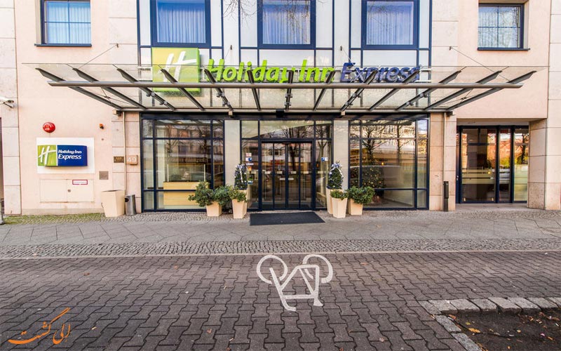 Holiday Inn Express Berlin City Centre- eligasht.com درب ورودی هتل Holiday Inn Express Berlin City Centre- eligasht.com درب ورودی هتل