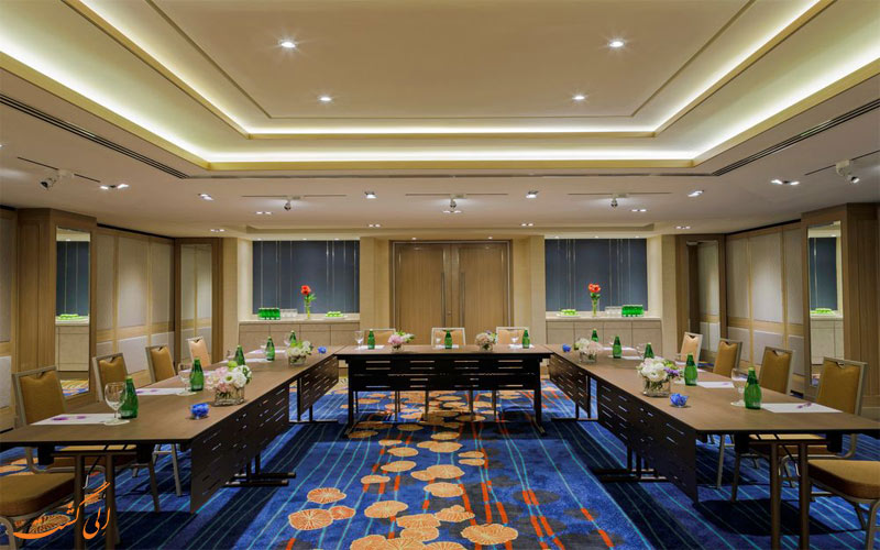 Holiday Inn- eligasht (2) Holiday Inn- eligasht (2)