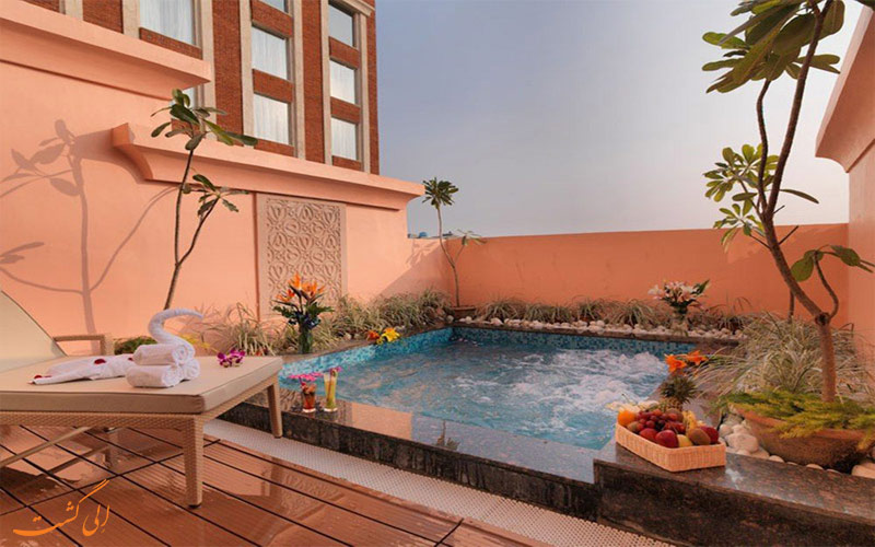 Royal Orchid- eligasht.com جکوزی Royal Orchid- eligasht.com استخر شیرجه اتاق ها