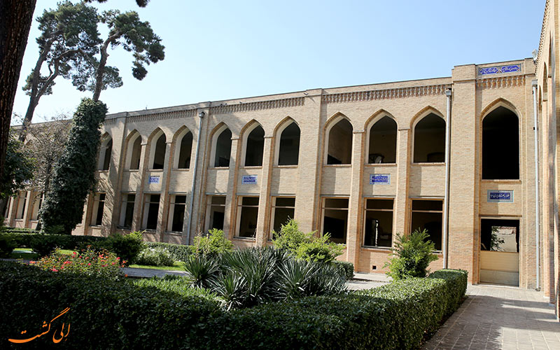 نمایی از مدرسه دارالفنون نمایی از مدرسه دارالفنون