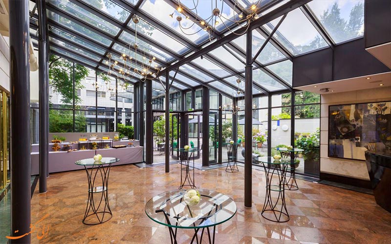 Kempinski Bristol- eligasht.com نمای پنجره رستوران Kempinski Bristol- eligasht.com نمای پنجره رستوران