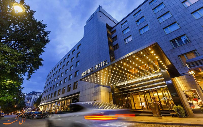 Kempinski Bristol- eligasht.com نمای شب هتل Kempinski Bristol- eligasht.com نمای شب هتل