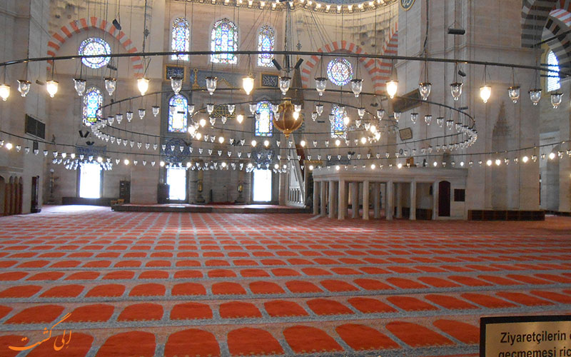 Suleymaniye Mosque in Istanbul Suleymaniye Mosque in Istanbul