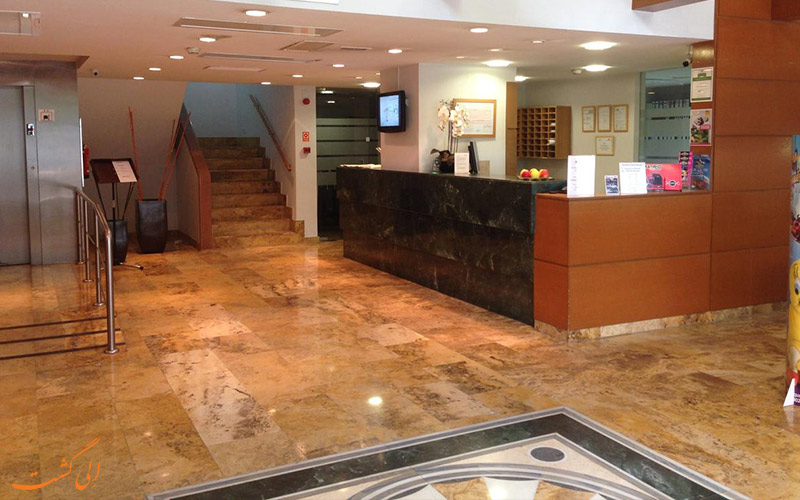 Aparto Suites Muralto- eligasht.com میز پذیرش Aparto Suites Muralto- eligasht.com میز پذیرش