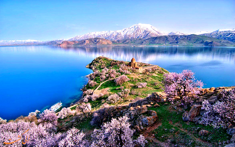 دریاچه سوان در ارمنستان دریاچه سوان در ارمنستان