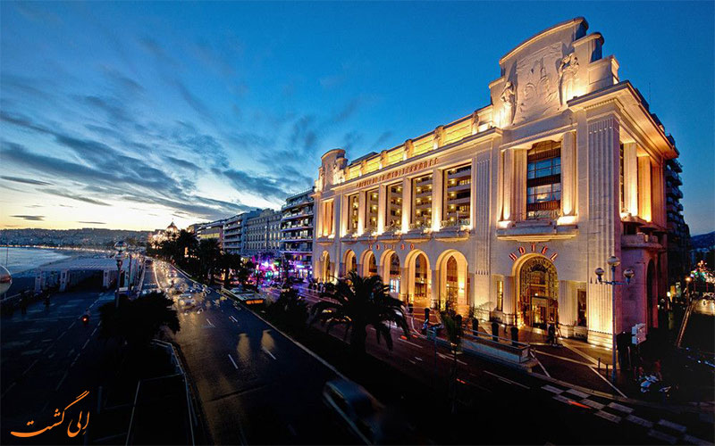 Hyatt Regency Nice Palais de la Mediterranee- نمای هتل در شب Hyatt Regency Nice Palais de la Mediterranee- نمای هتل در شب