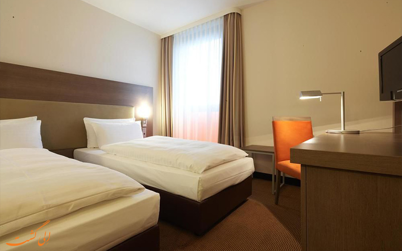 InterCityHoشانواع اتاق های هتل اینترسیتی برلینtel Berlin Hauptbahnhof- eligasht (6) انواع اتاق های هتل اینترسیتی برلین