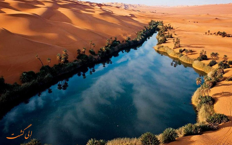 دریاچه در صحرا دریاچه در صحرا