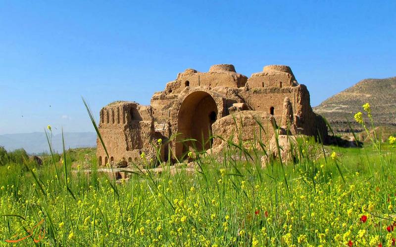 کاخ یا آتشکده اردشیر بابکان کاخ یا آتشکده اردشیر بابکان