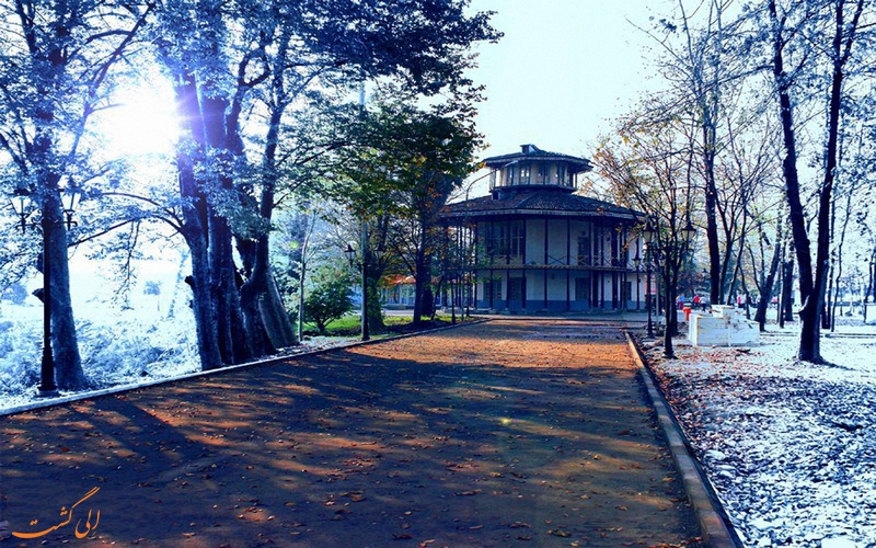 عمارت زیبای کلاه فرنگی عمارت زیبای کلاه فرنگی